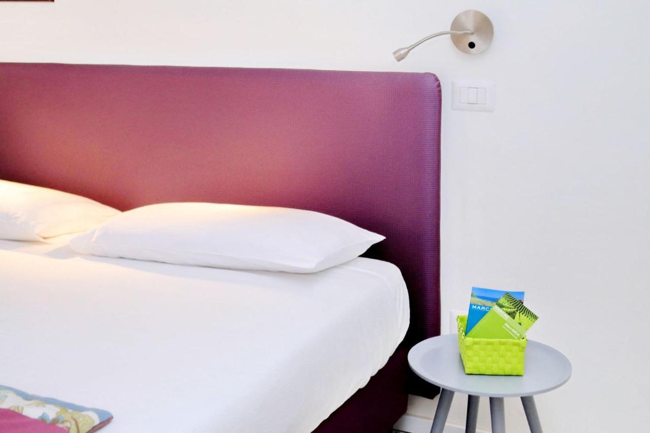 Guest House Viaroma San Severino Marche Exteriör bild
