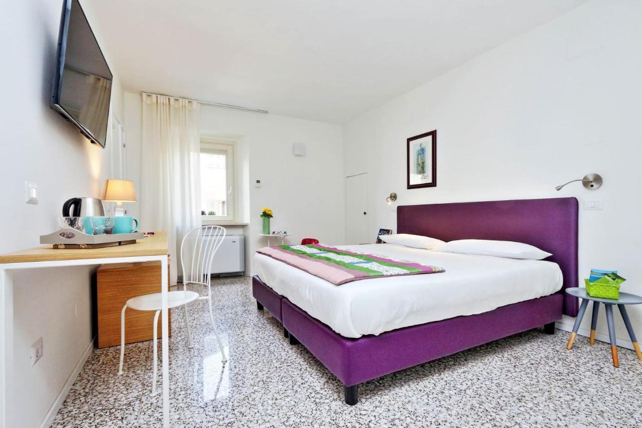 Guest House Viaroma San Severino Marche Exteriör bild