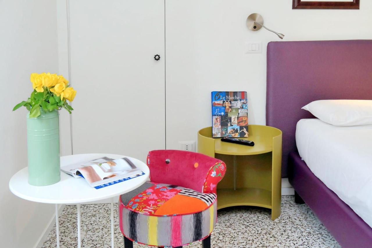 Guest House Viaroma San Severino Marche Exteriör bild