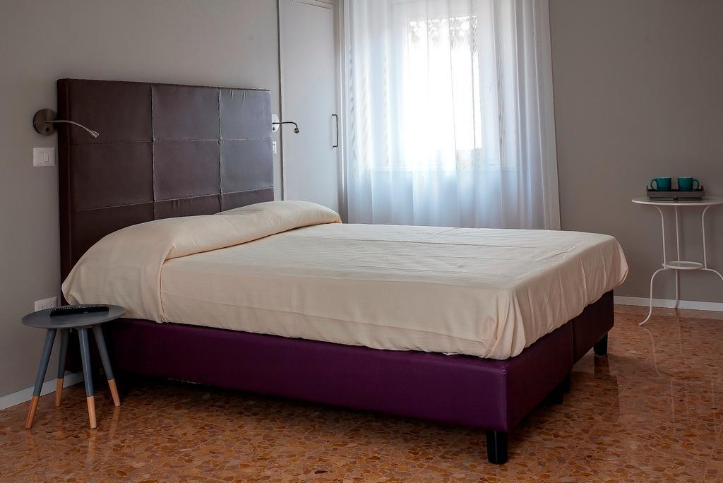 Guest House Viaroma San Severino Marche Exteriör bild